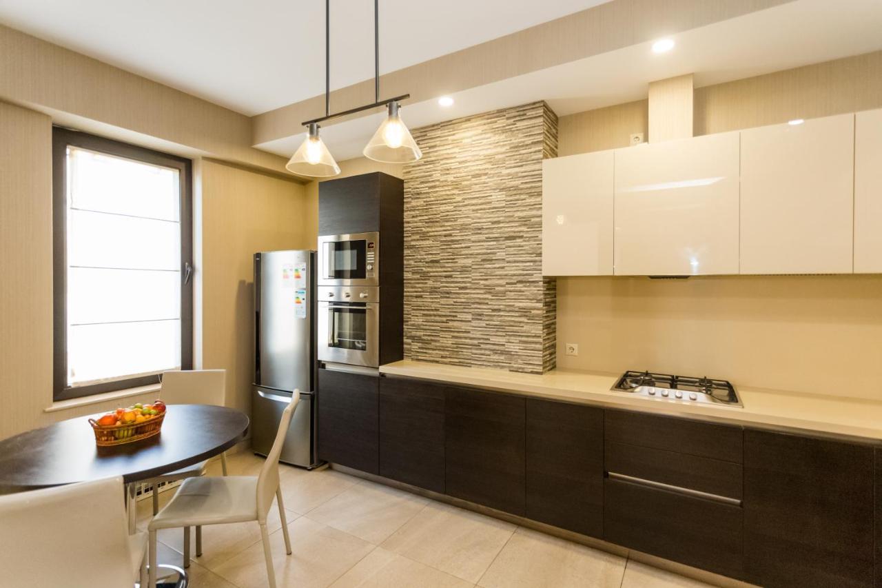Central Cosy 5Bd-5Bath Apartment Tbilisi Ngoại thất bức ảnh