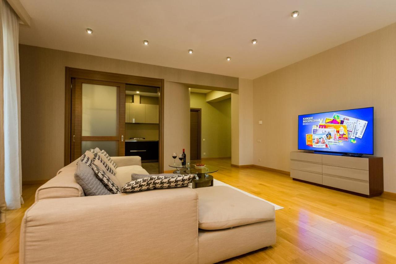 Central Cosy 5Bd-5Bath Apartment Tbilisi Ngoại thất bức ảnh