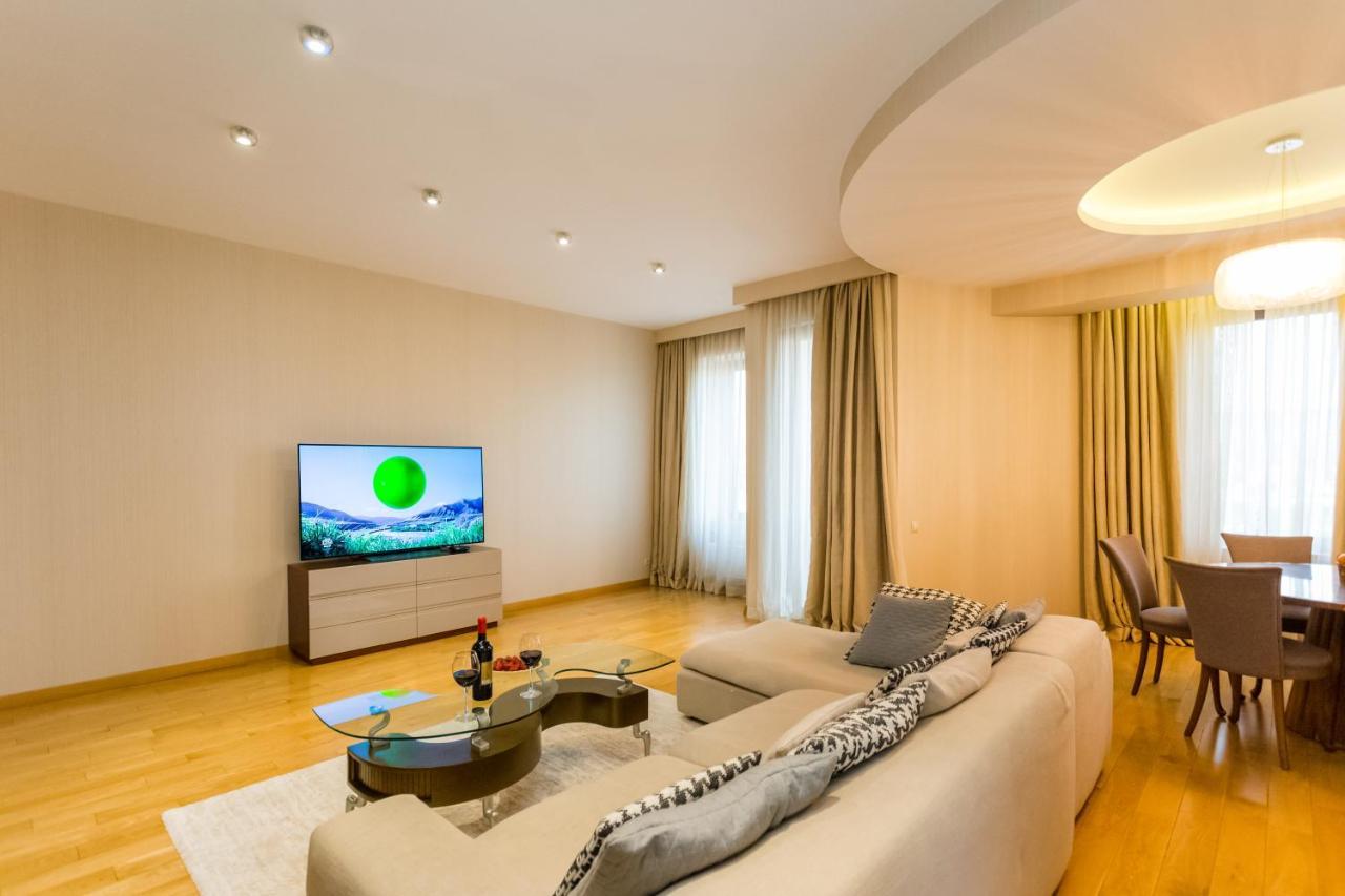 Central Cosy 5Bd-5Bath Apartment Tbilisi Ngoại thất bức ảnh
