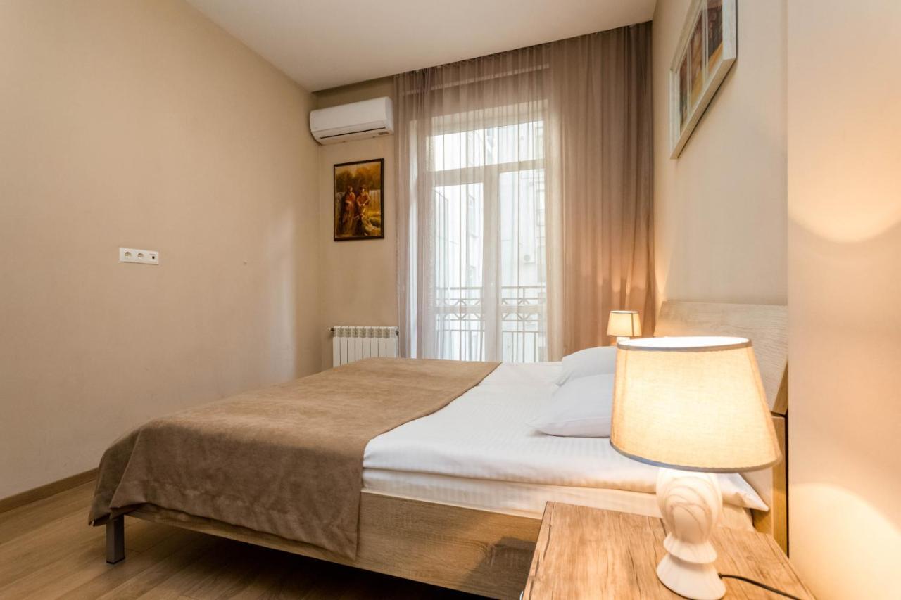 Central Cosy 5Bd-5Bath Apartment Tbilisi Ngoại thất bức ảnh
