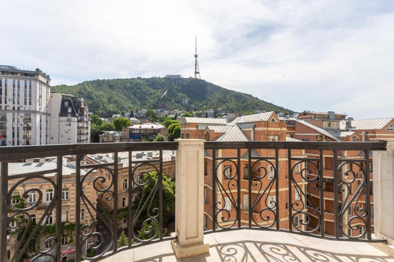 Central Cosy 5Bd-5Bath Apartment Tbilisi Ngoại thất bức ảnh